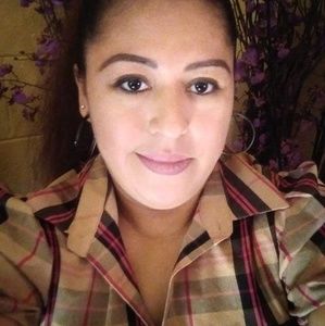 Meet your Posher, Cecilia